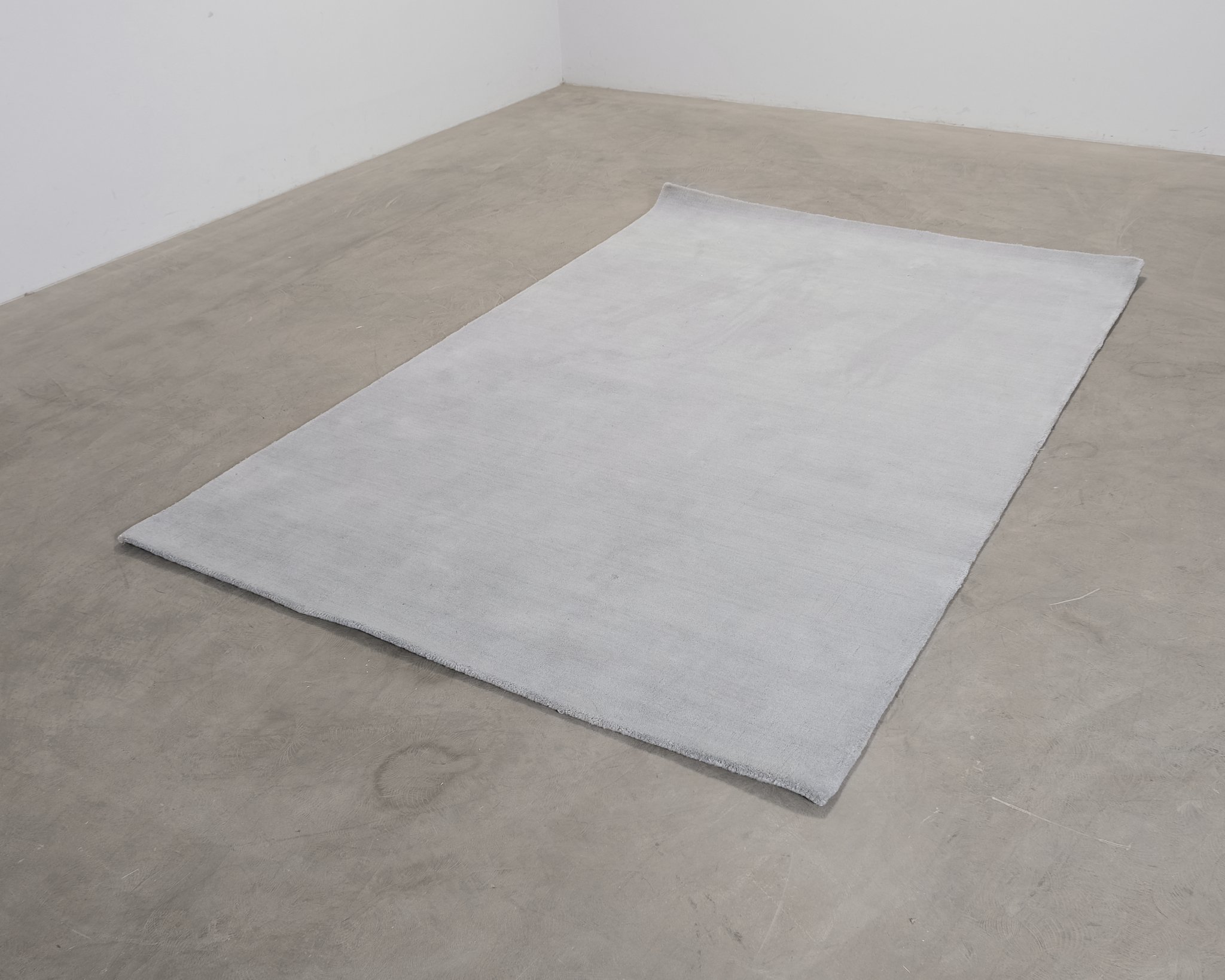 Layered Classic Solid Wool villamatto 180 x 270 cm Blue Clair